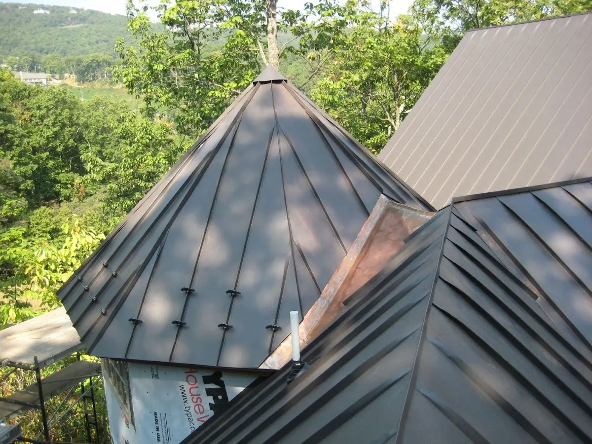 Professional Roof Tarp Installation by Craftsman Roofing in Crete